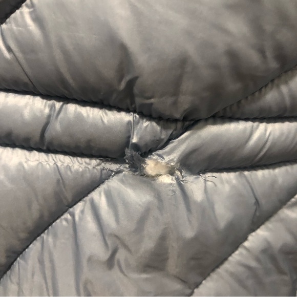 Bernardo ladies winter coat size medium - Picture 7 of 11